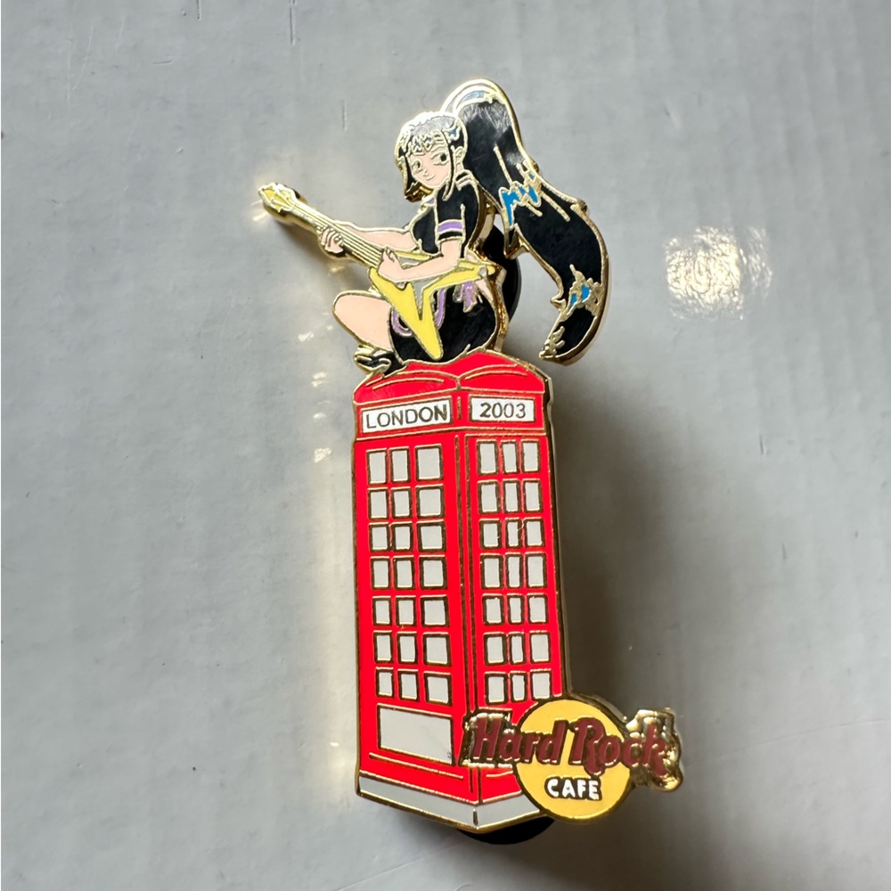 Hard Rock Cafe London Guitar Pin - Red and Black